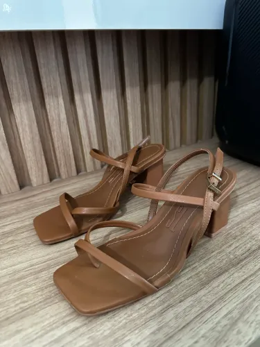 Sandália Santa Lolla 