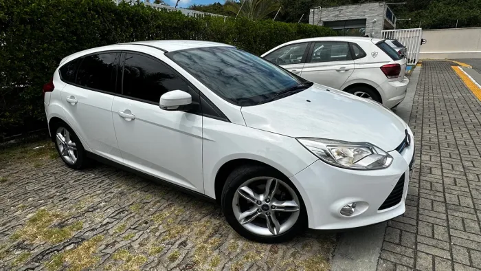 Ford Focus 2.0 16v/se/se Plus Flex 5P Aut. 2015
