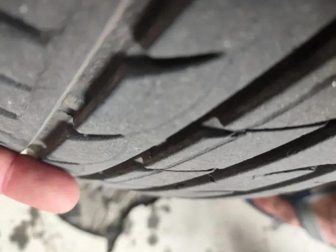 Pneus 165/60 R14