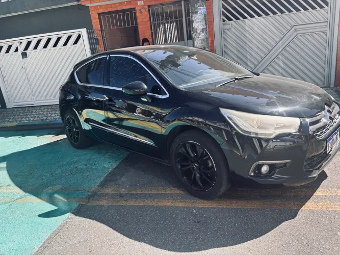 Citroen DS4 1.6 Turbo 16V 5P Aut. 2014