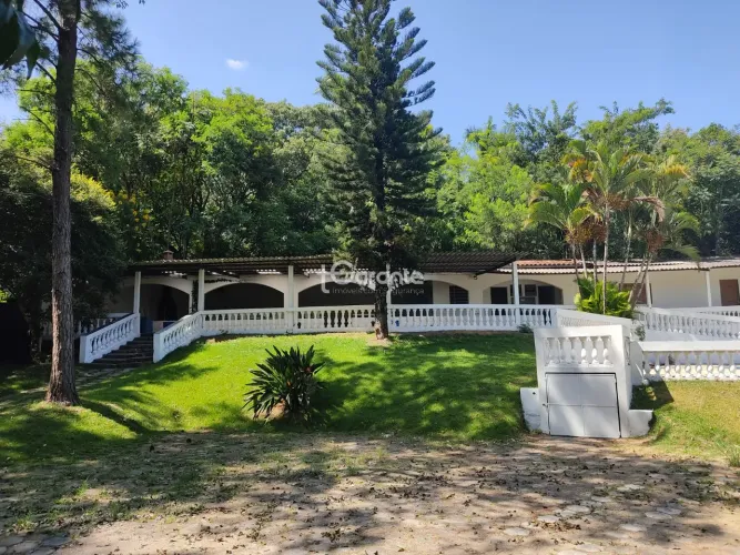 Chácara à venda em Amparo SP