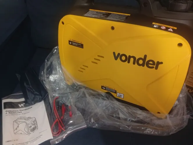 Vendo Gerador Inversor marca Vonder Potência 1.1 KVA 1100 E 220 W