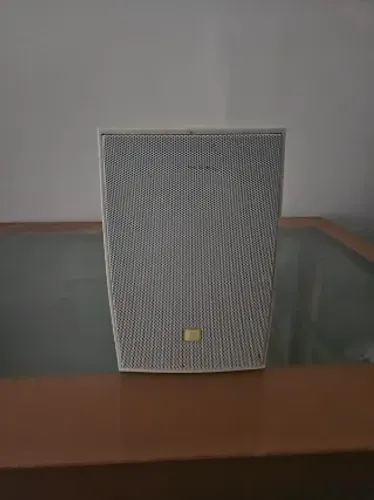 Caixa de som parede