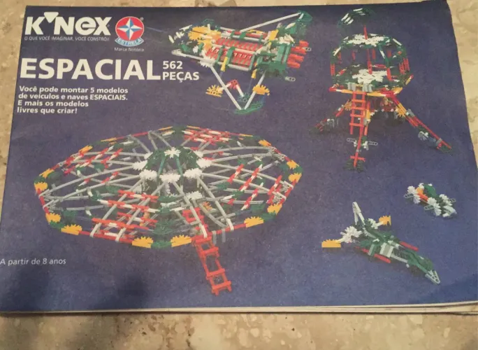 Jogo Knex Estrela. Mais de 400 peças monta naves, etc. COM MANUAL DE INTRUÇ?ES
