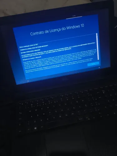 Vendo Notebook Dell 1.000 gigabyte 1 Terabyte core i5 intel falha na tecla A windows10/11