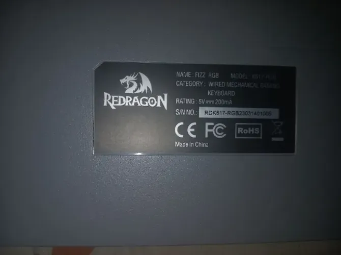 redragon fiz rgb e akko creamy black pro
