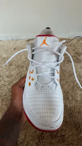 Jordan Aura 5