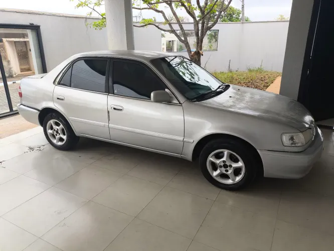 Toyota Corolla XEI 1.8/1.8 Flex 16V Aut. 2001
