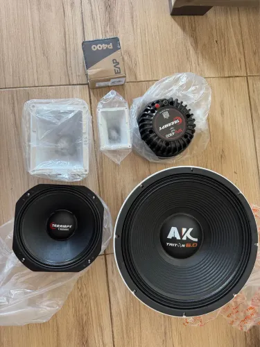 Materiais para som automotivo