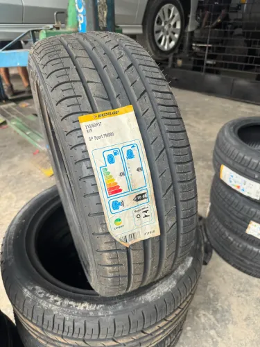 Pneus Dunlop 215/50 Aro 17