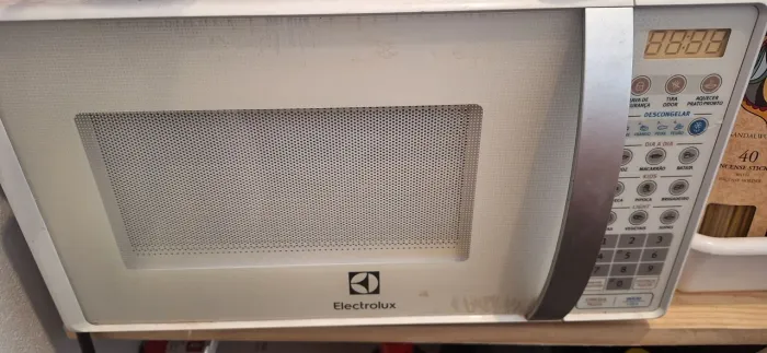 Vendo Micro-ondas Electrolux 110v