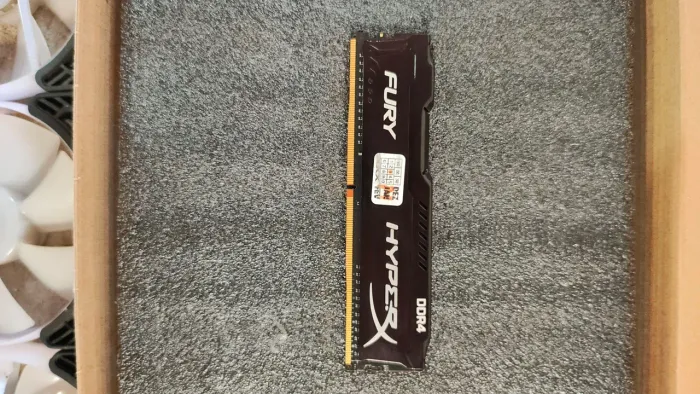 Memória RAM Fury HyperX 4GB DDR4 2400