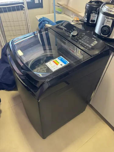 Máquina de lavar roupa 18 kg Electrolux