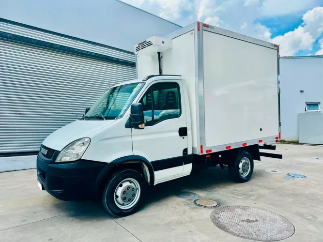 Iveco Daily Chassi 45s17 3.0 16V Diesel Mec. 2P (e5) 2017