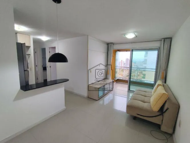 Apartamento para alugar em Capim Macio com 2 quartos, suíte, varanda com cortina de vidro 