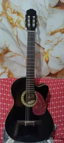 Violão marca Michael