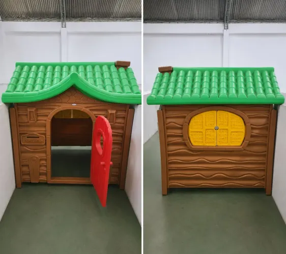Casinha Infantil de Plástico Grande - Resistente e Fácil de Montar