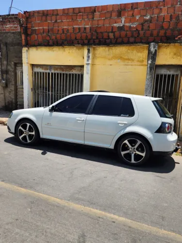 Volkswagen Golf Sportline 1.6 MI Total Flex 8V 4P 2013