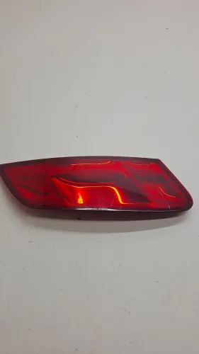 Lanterna Tampa Traseira Fiat Siena 2010 Zoião C/detalhe Ambos Lados Vermelho