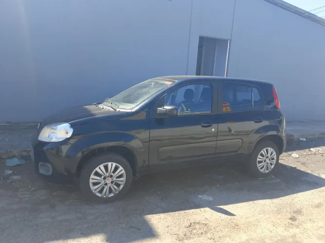 Fiat Uno Vivace/rua 1.0 EVO Fire Flex 8V 5P 2013