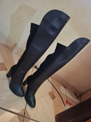 BOTA PRETA FEMININA À VENDA