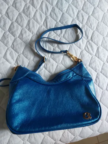 Bolsa em couro Carmen Steffens 