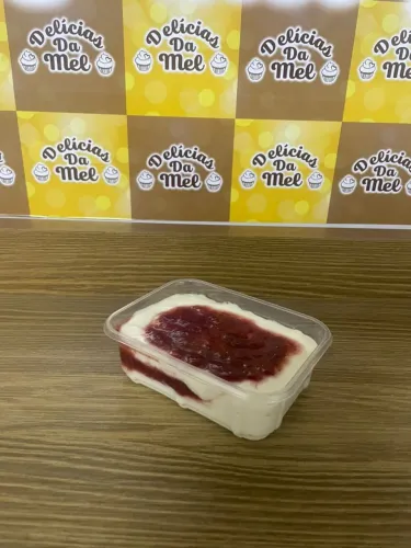 Sobremesas em porções individuais. 