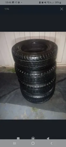 Vendo 4 pneus ótimo estado de conservação