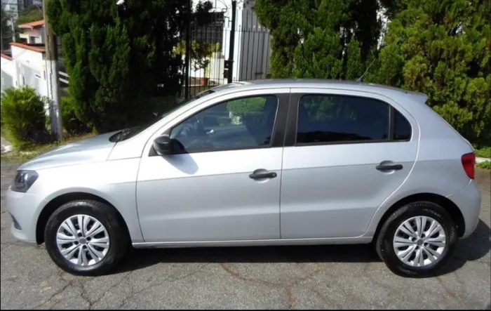 Volkswagen Gol Geração VI Trendline 1.6 8V Total Flex I-motion 4P 2016