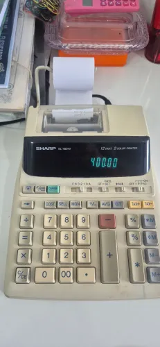 Calculadora SHARP com bobina El 1801