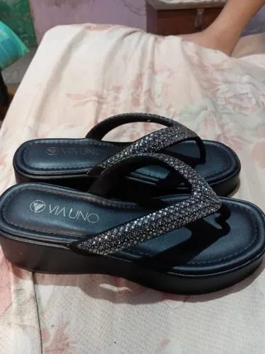 VENDE,SE SANDÁLIA VIAUNO NOVA