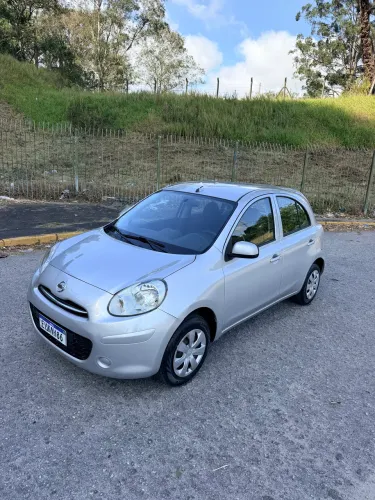 Nissan March 1.0 16V Flex Fuel 5P 2012