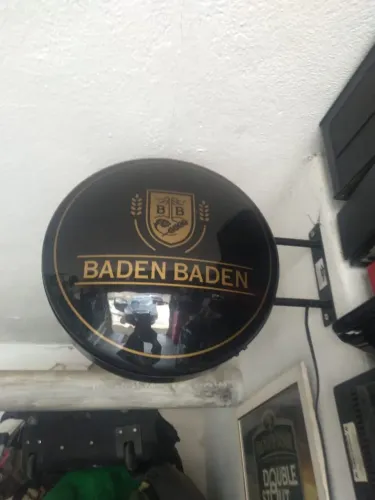 Placa luminária Baden Baden