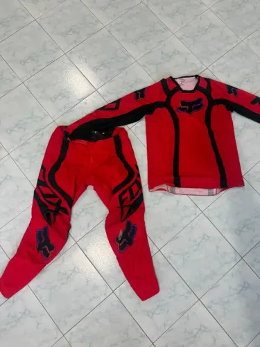Conjunto FOX para trilha ou motocross MUITO NOVO