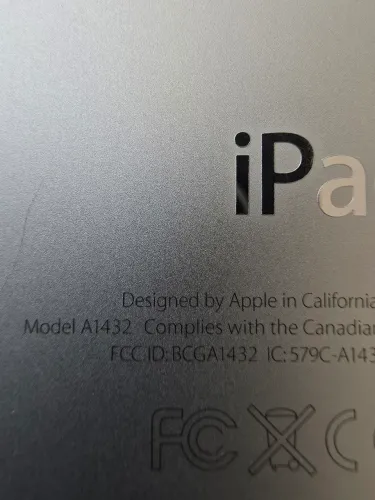 Ipad 1a geraçao M1432 branco com teclado externo e capa