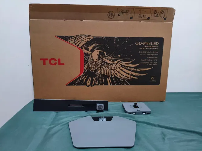 Monitor TCL mini led 27g64 180hz QHD