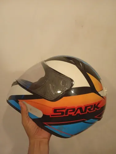 Capacete em Ótimo estado.