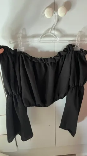Cropped modelo ciganinha