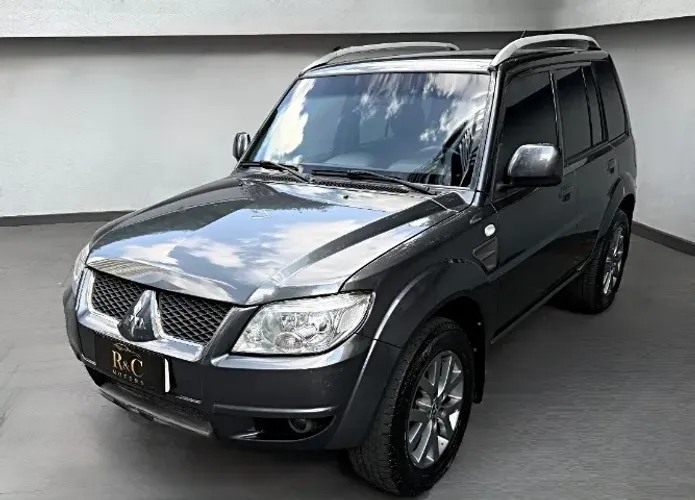 Mitsubishi Pajero TR4 2.0 Flex 16V 4X2 Aut. 2013