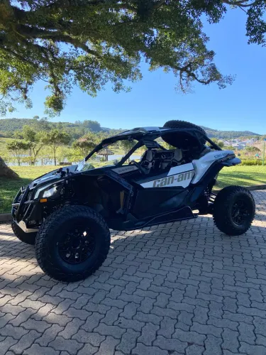 UTV Can-Am Maverick X3 DS, 135HP Turbo, ano 2023