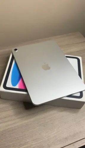 Troco IPAD 11 ( Deslacrado a 20dias) por iPhone Pro 