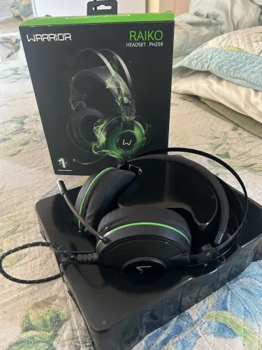 HEADSET GAMER MULTI WARRIOR RAIKO LED VERDE, PH259