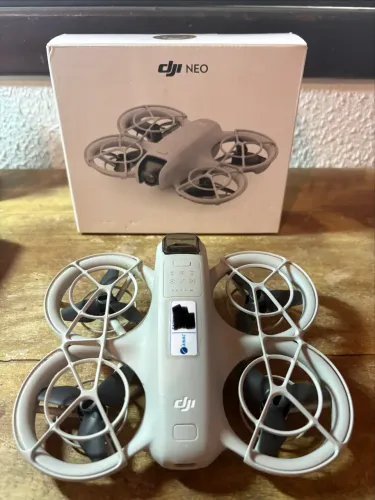 DJI Neo 