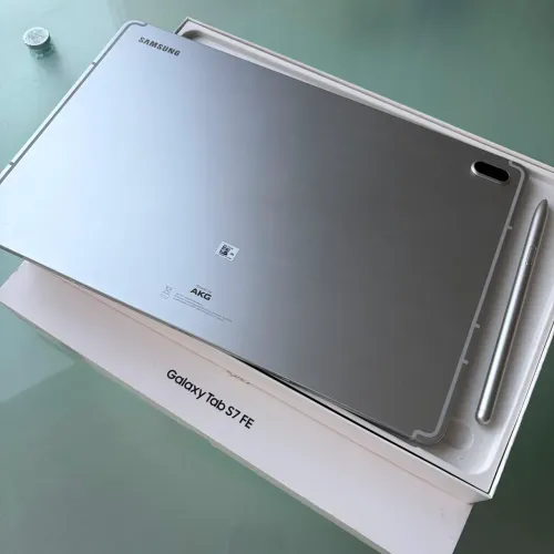 Tablet Samsung S7fe última Unidade