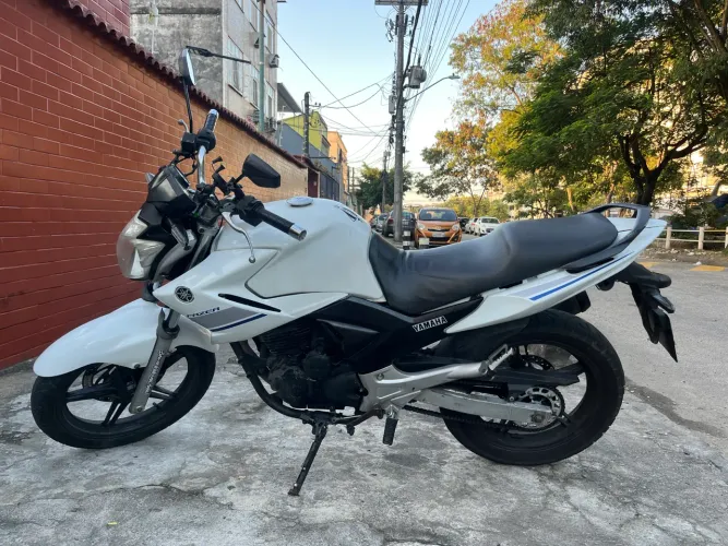 Yamaha Fazer 250 2014 Branca - Revisada, Documentação 2026 OK