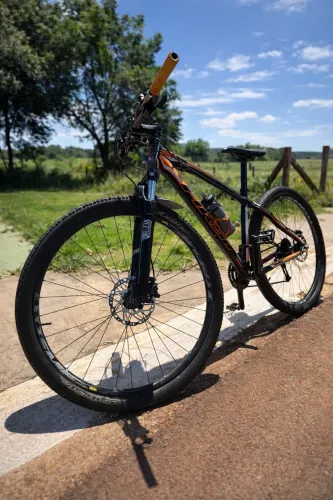 Bicicleta FIRST Aro 29 - SemiNova