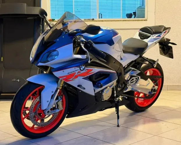 BMW S1000 RR 2016
