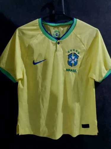 Cimiseta feminina baby look da seleção brasileira ?