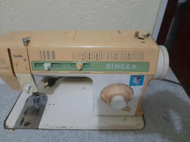 Maquina de costura