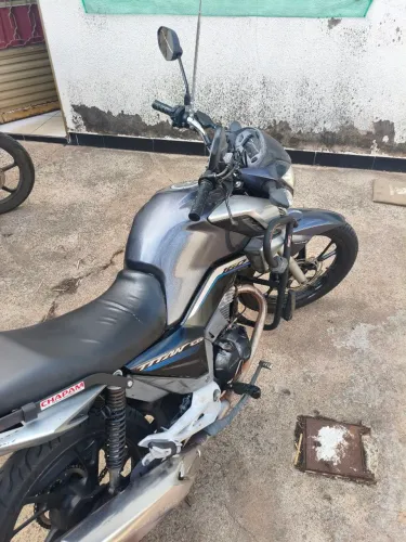 Titan 160 ano 2022